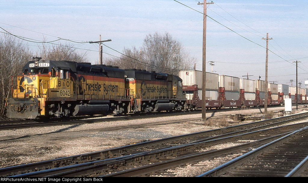 CSX 6042 and 6636 Westbound